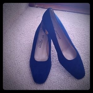 ST. JOHN Blue Suade Shoes